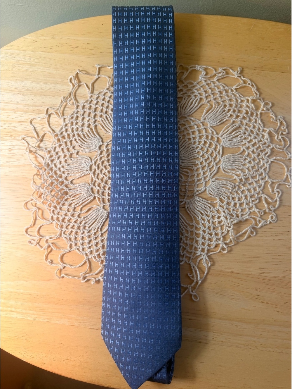 Hermès Faconnee H Bicolore Silk Tie with Iconic H Logo Pattern